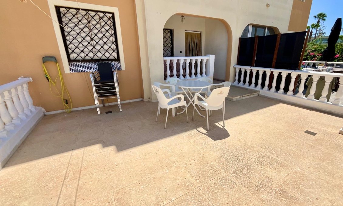 Wiederverkauf - Bungalow -
Torrevieja - Torreblanca