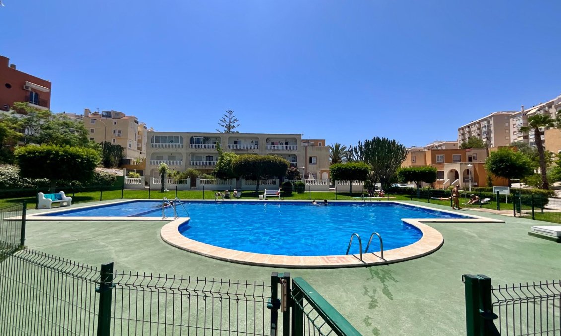 Wiederverkauf - Bungalow -
Torrevieja - Torreblanca