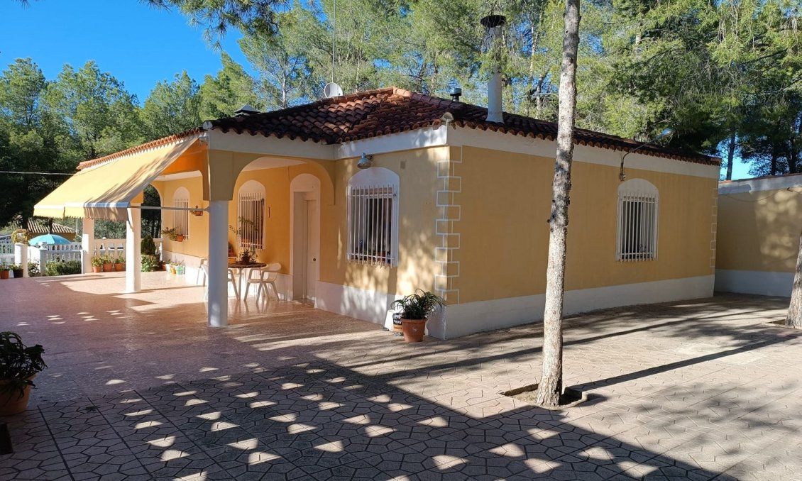 Wiederverkauf - Villa -
Yecla - Inland