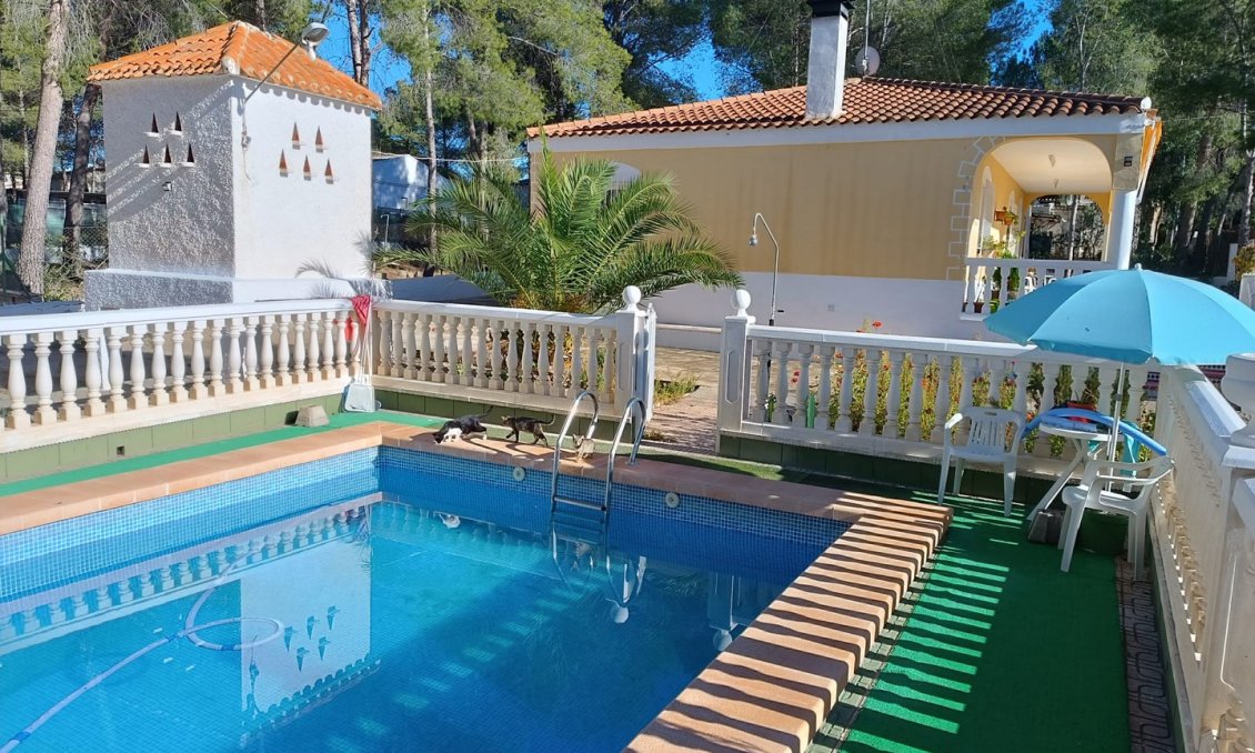 Wiederverkauf - Villa -
Yecla - Inland