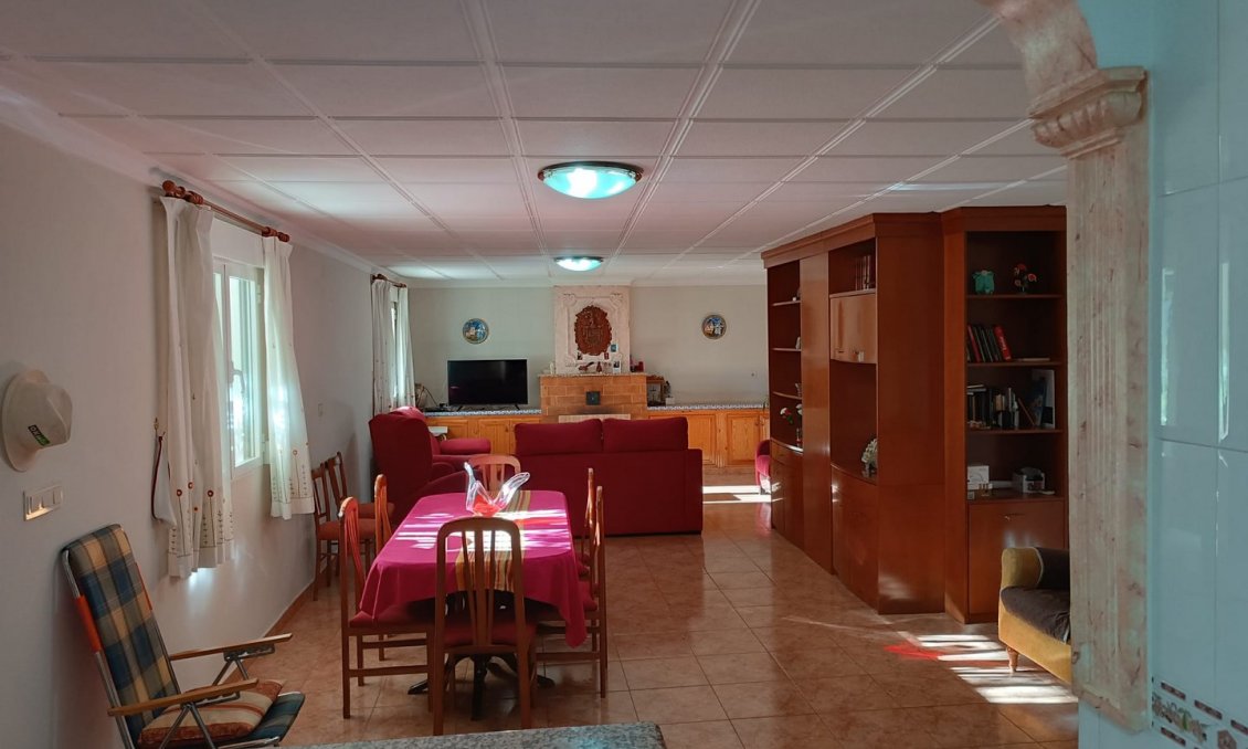 Wiederverkauf - Villa -
Yecla - Inland