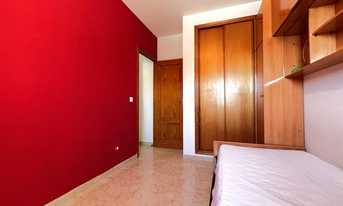 Resale - Bungalow -
Orihuela - Inland