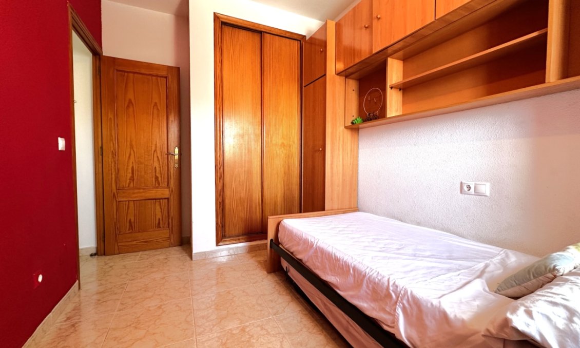 Resale - Bungalow -
Orihuela - Inland