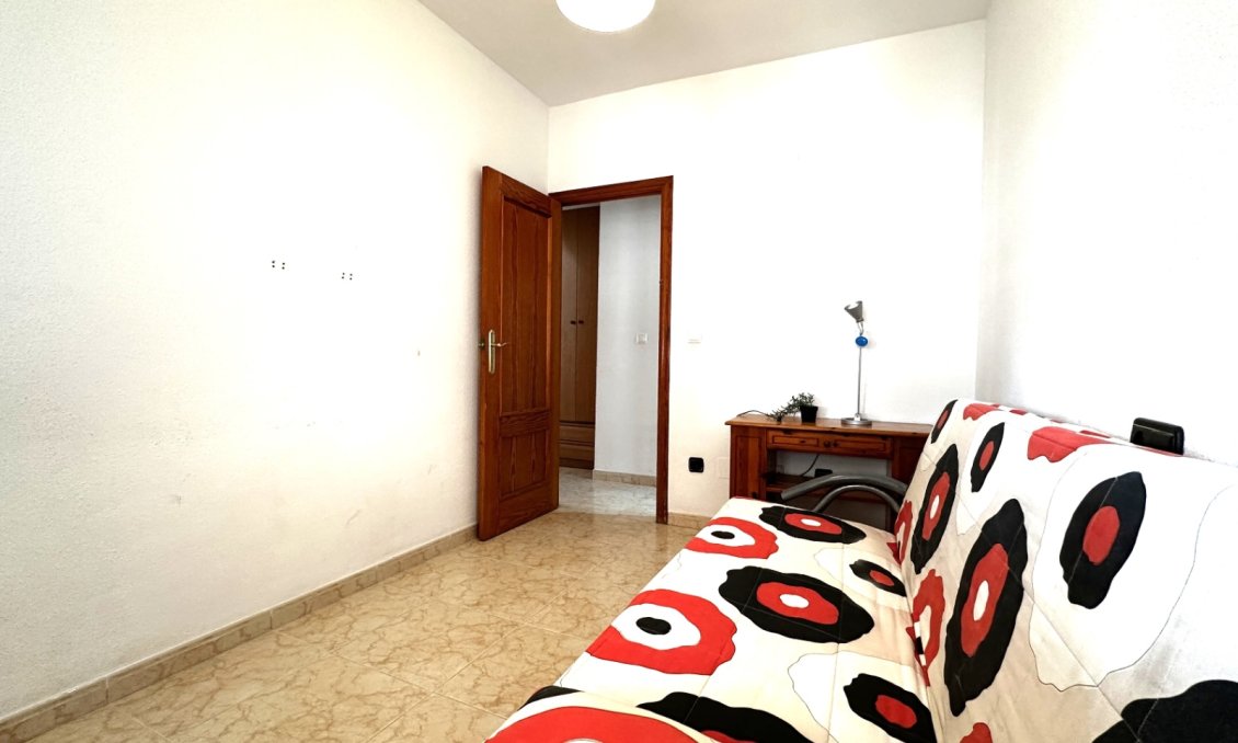 Resale - Bungalow -
Orihuela - Inland