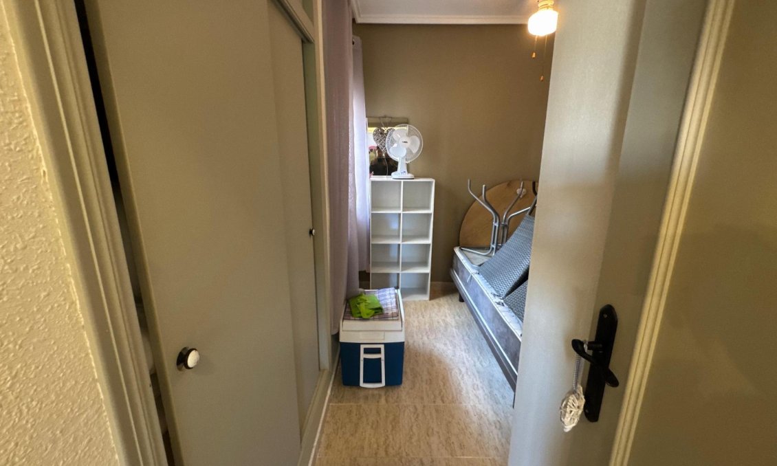 Resale - Bungalow -
Orihuela Costa - Costa Blanca