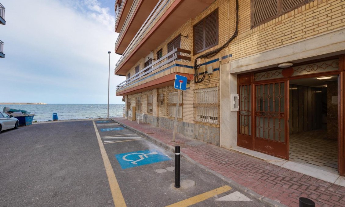 Használt Ingatlanok - Apartman -
Torrevieja - Costa Blanca