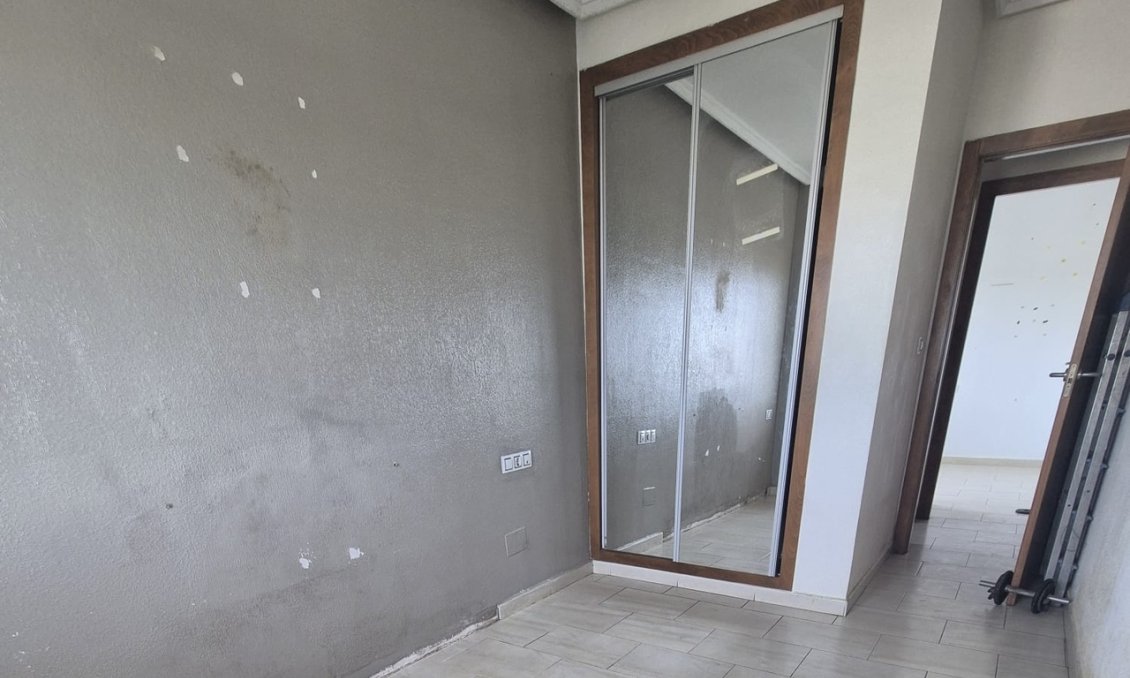 Wiederverkauf - Wohnung -
Torrevieja - Costa Blanca