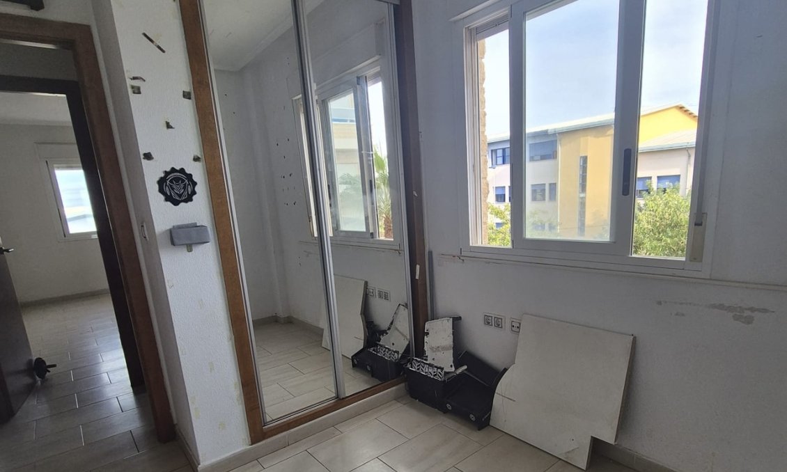 Wiederverkauf - Wohnung -
Torrevieja - Costa Blanca