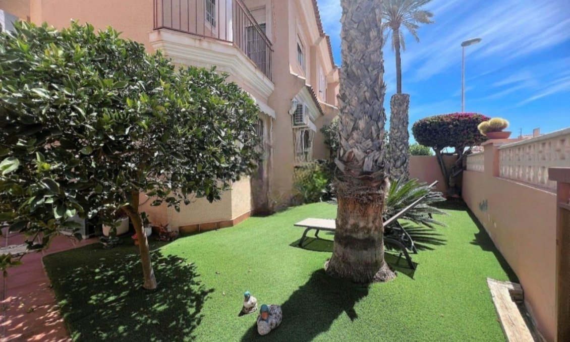 Resale - Town House -
Puerto de Mazarron - El Alcolar