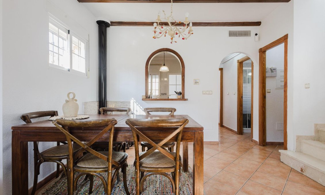 Resale - Villa -
Algorfa - Inland