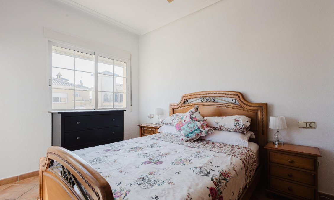 Resale - Villa -
Algorfa - Inland