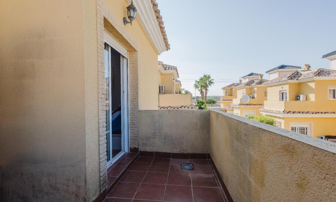 Resale - Villa -
Algorfa - Inland