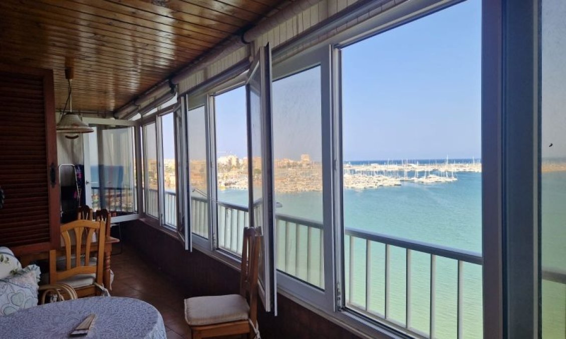 Wiederverkauf - Wohnung -
Torrevieja - Costa Blanca