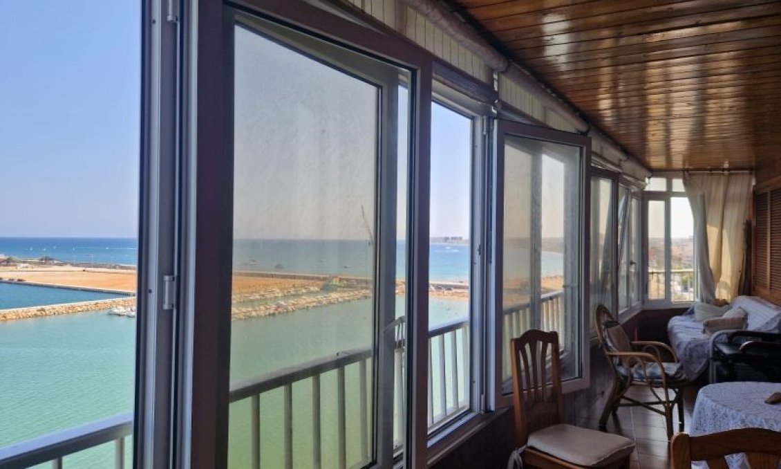 Wiederverkauf - Wohnung -
Torrevieja - Costa Blanca