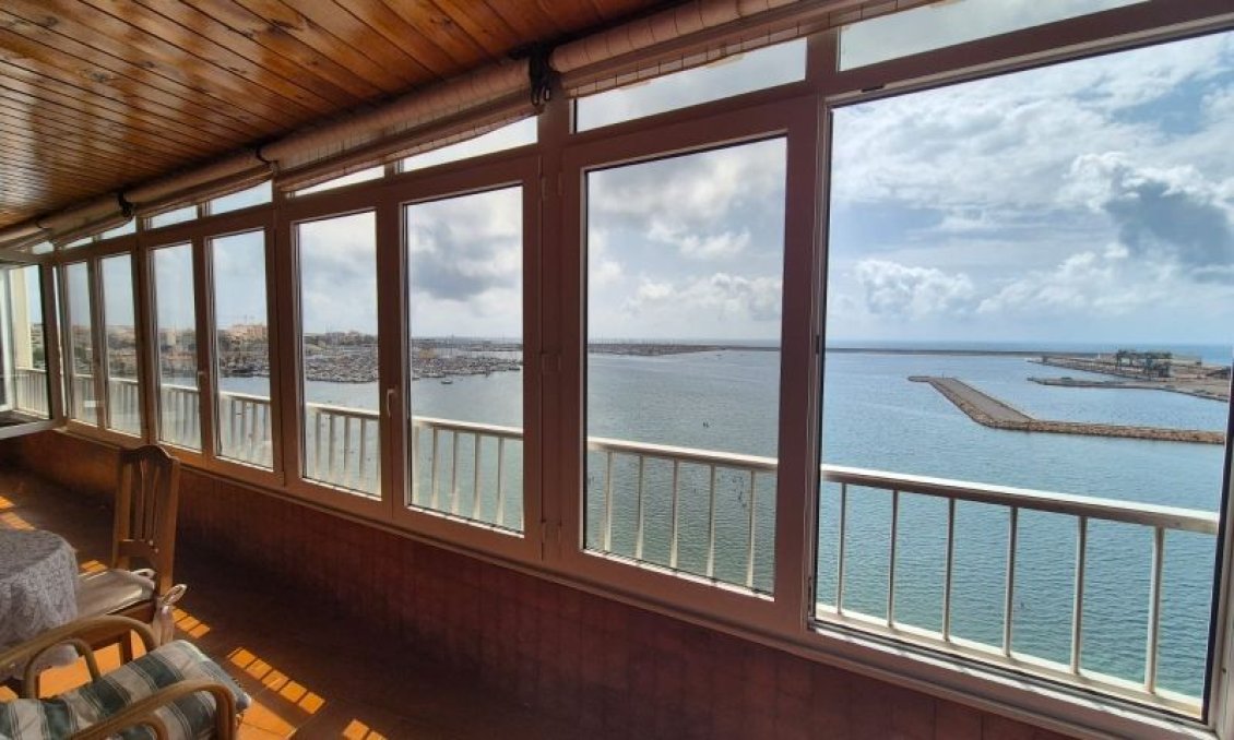 Wiederverkauf - Wohnung -
Torrevieja - Costa Blanca