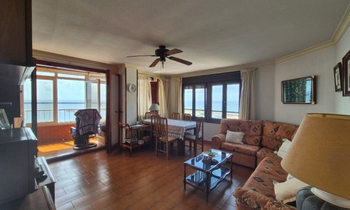 Wiederverkauf - Wohnung -
Torrevieja - Costa Blanca