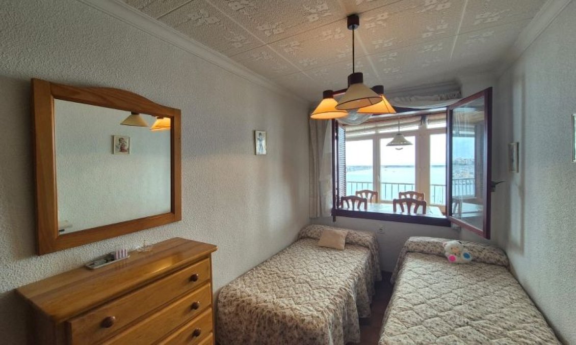 Wiederverkauf - Wohnung -
Torrevieja - Costa Blanca