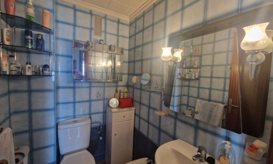 Wiederverkauf - Wohnung -
Torrevieja - Costa Blanca