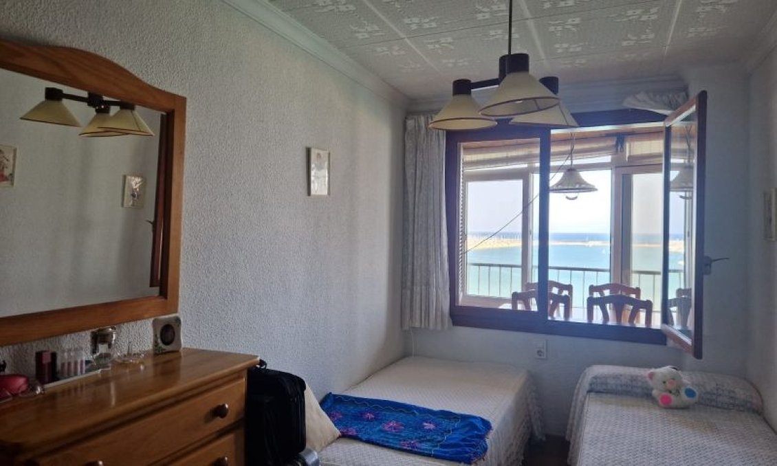 Wiederverkauf - Wohnung -
Torrevieja - Costa Blanca