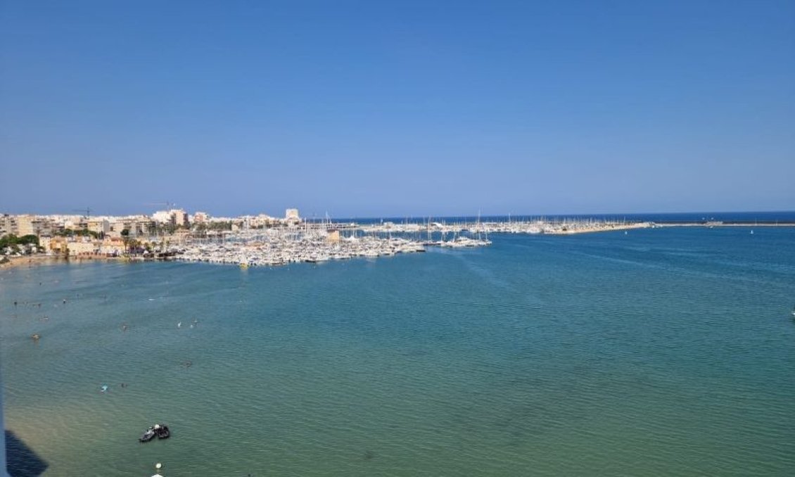 Wiederverkauf - Wohnung -
Torrevieja - Costa Blanca