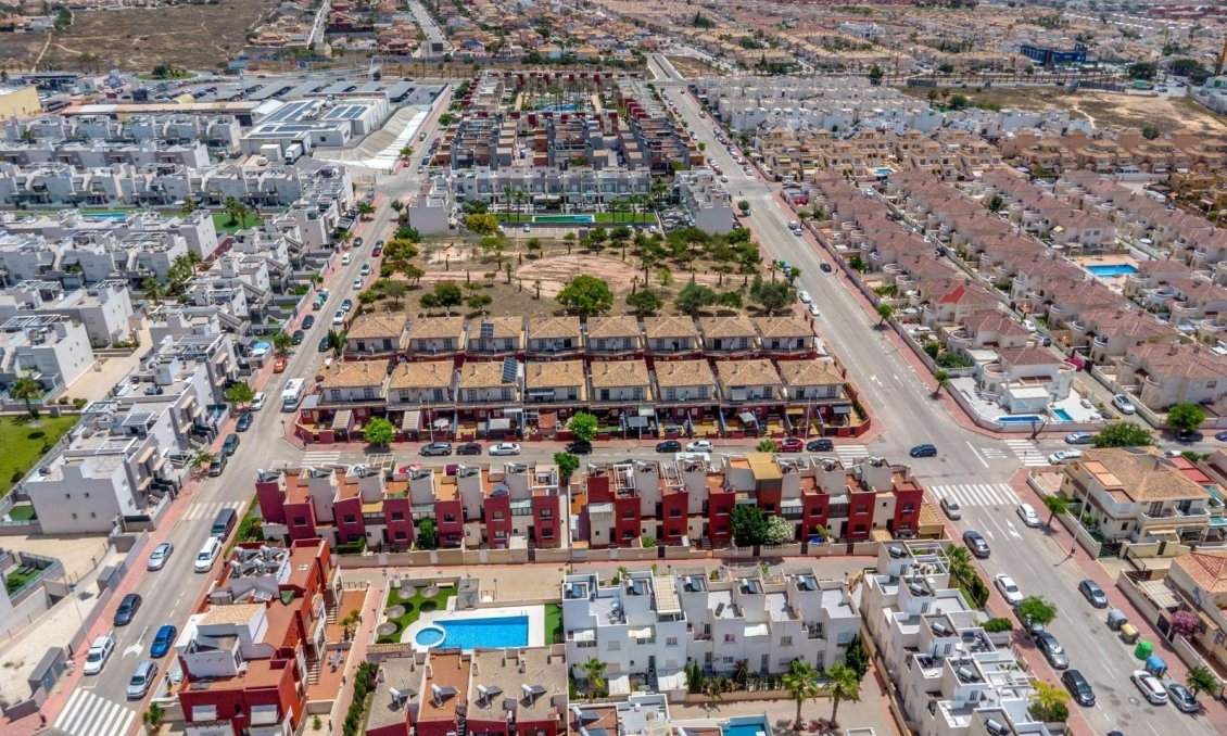 Wiederverkauf - Town House -
Torrevieja - Aguas Nuevas