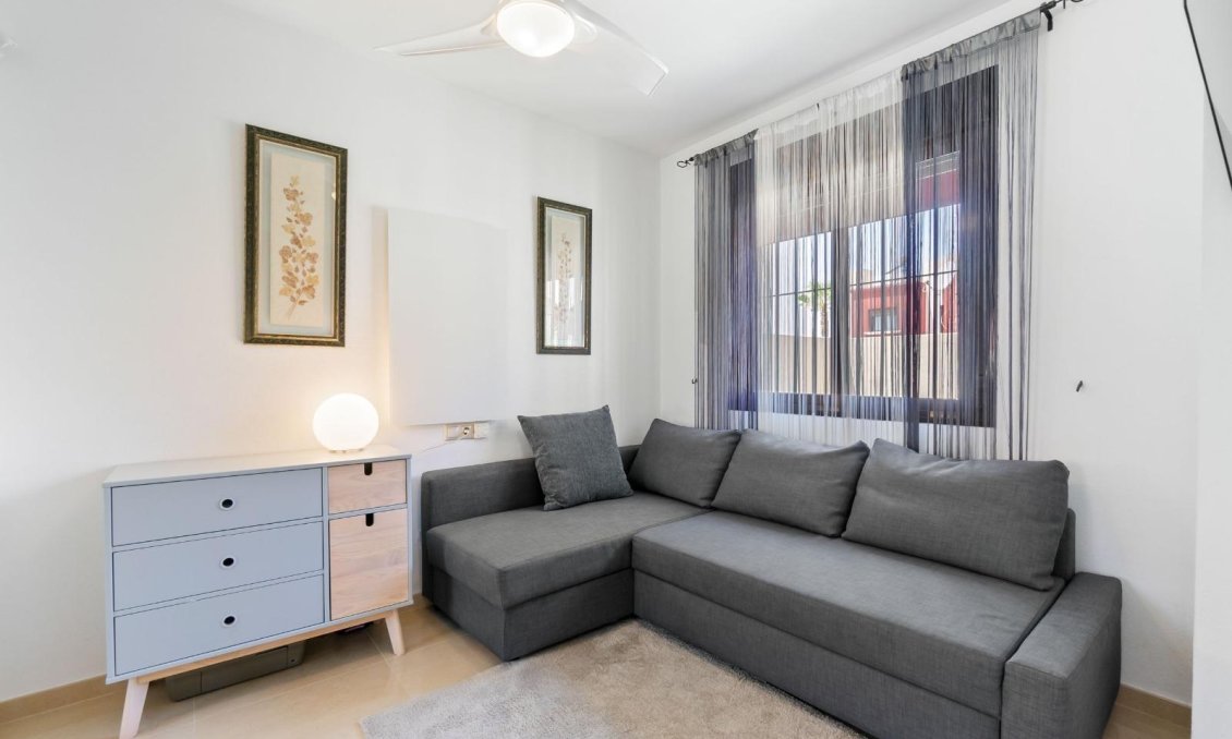 Wiederverkauf - Town House -
Torrevieja - Aguas Nuevas