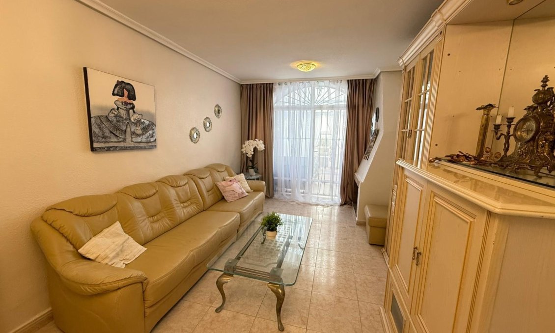 Resale - Town House -
Torrevieja - Calas Blanca