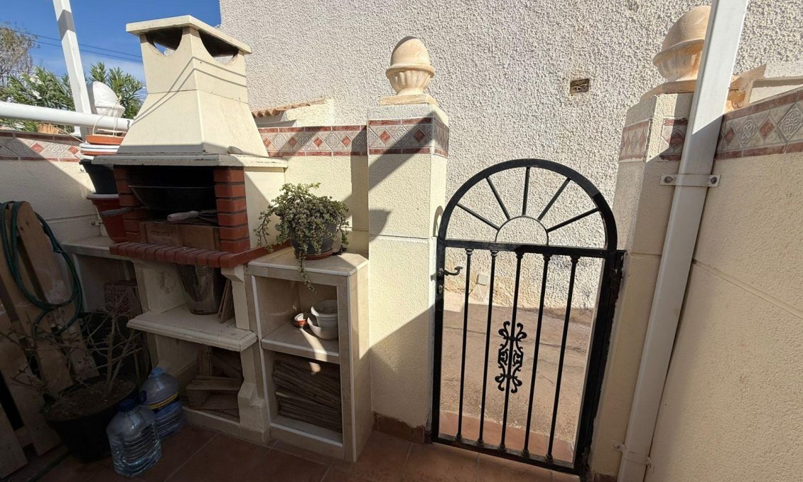 Resale - Town House -
Torrevieja - Calas Blanca