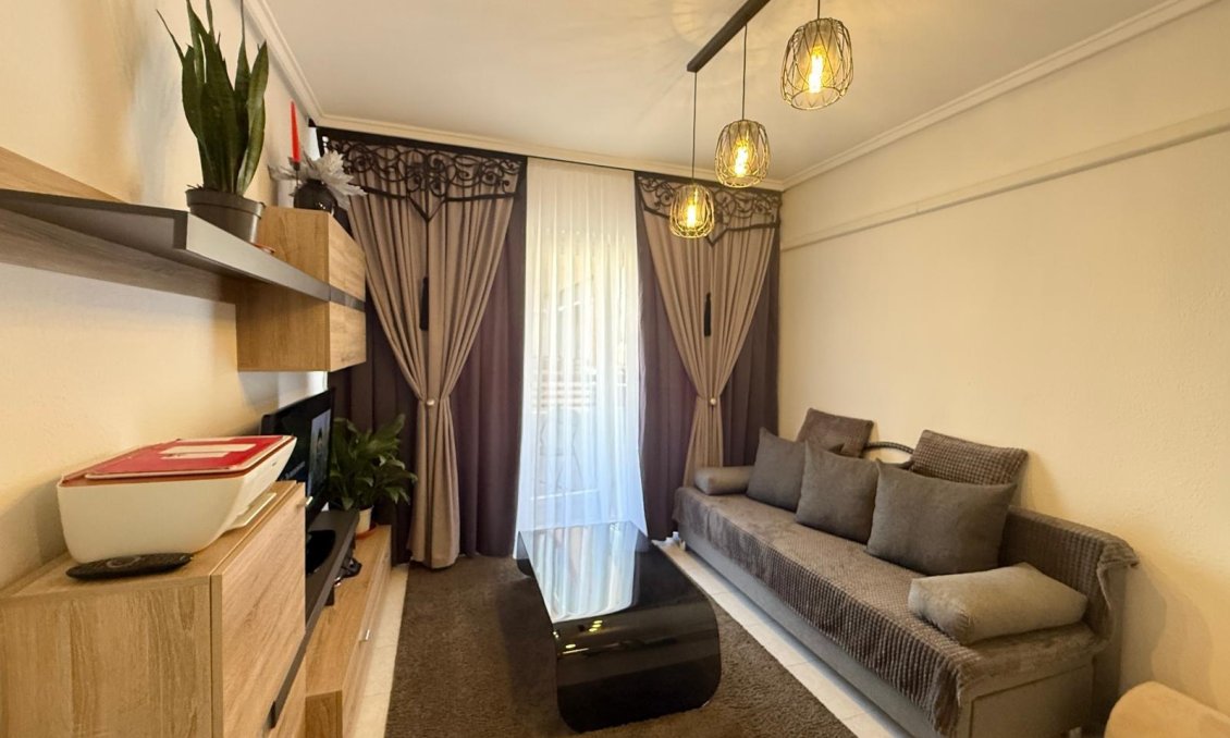 Wiederverkauf - Wohnung -
Torrevieja - PARQUE DE LAS NACIONES