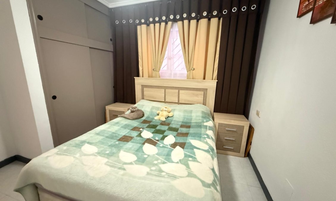 Wiederverkauf - Wohnung -
Torrevieja - PARQUE DE LAS NACIONES