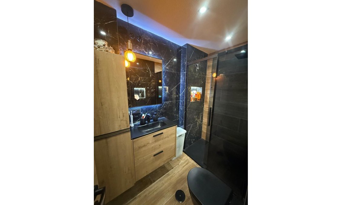 Wiederverkauf - Wohnung -
Torrevieja - PARQUE DE LAS NACIONES