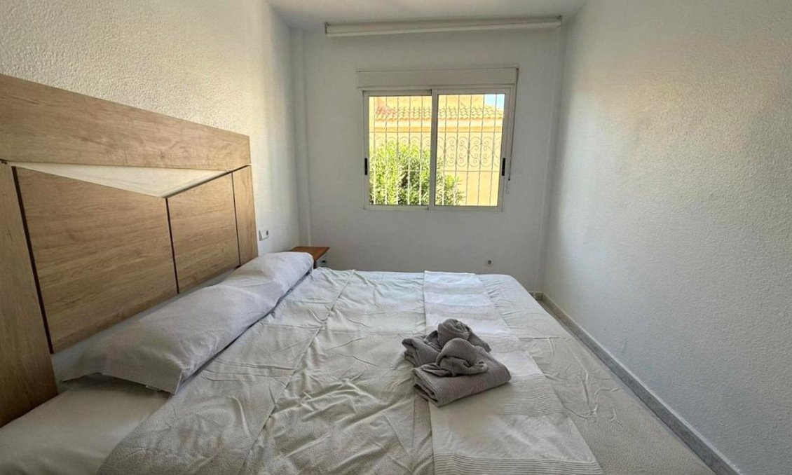 Wiederverkauf - Bungalow -
Torrevieja - Los Frutales