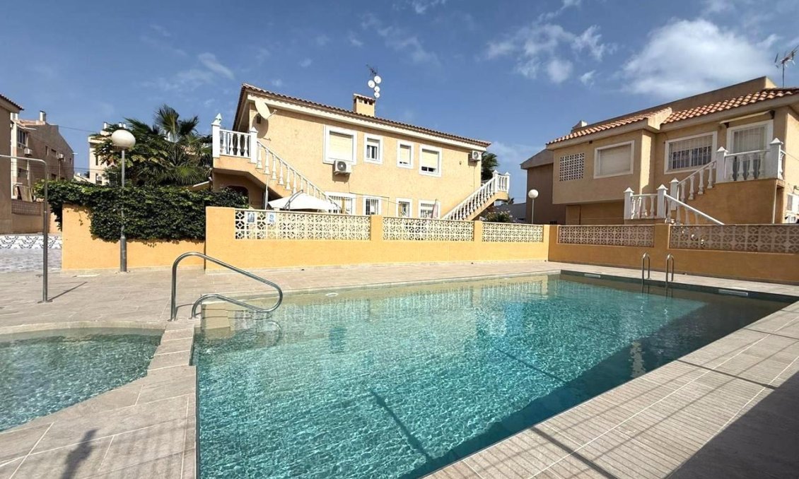 Wiederverkauf - Bungalow -
Torrevieja - Los Frutales