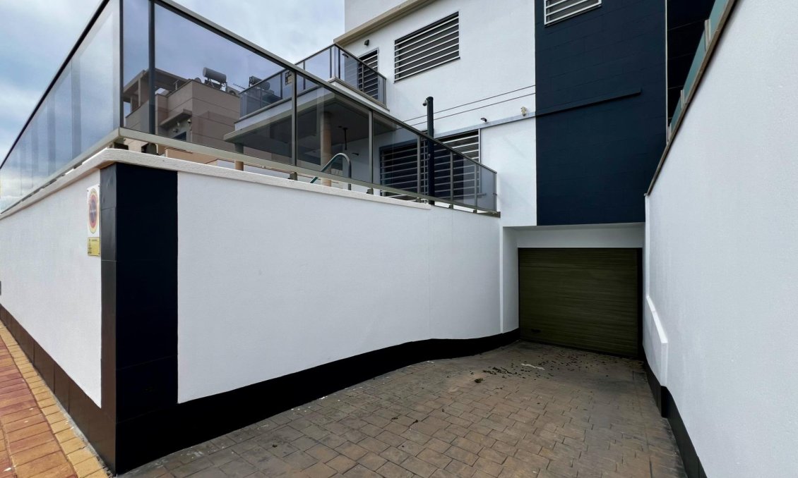 Resale - Villa -
Puerto de Mazarron - El Alamillo