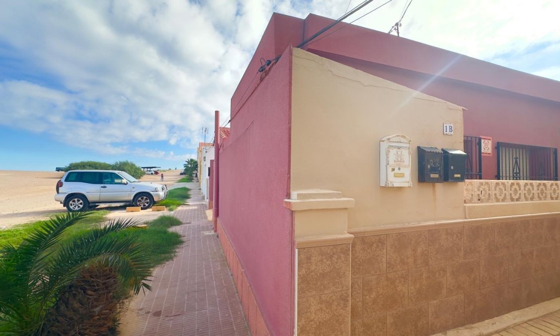 Resale - Apartment -
Torrevieja - Zona Los Frutales