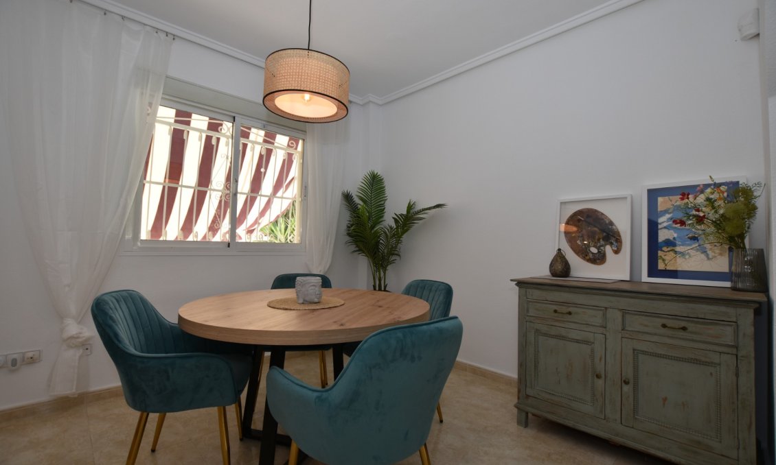 Wiederverkauf - Town House -
Ciudad Quesada - Costa Blanca