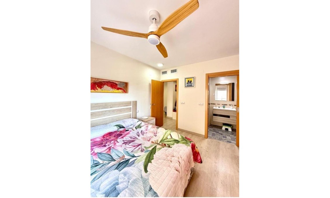Resale - Apartment -
Puerto de Mazarron - Centro