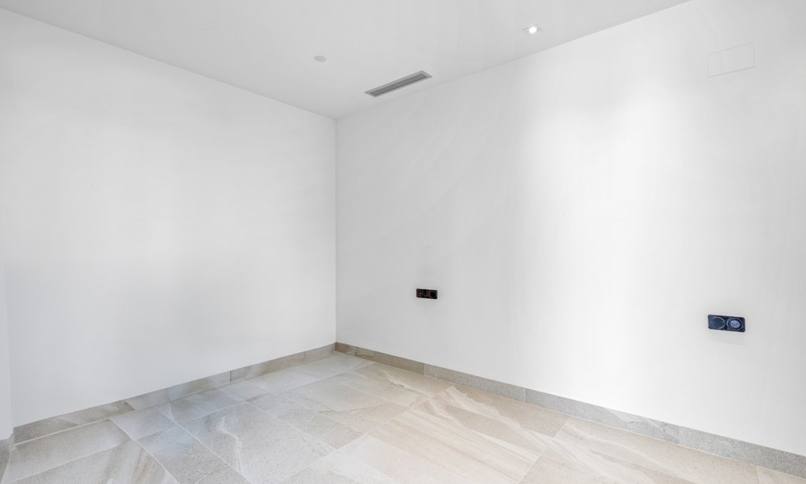 Resale - Villa -
Orihuela Costa - Costa Blanca