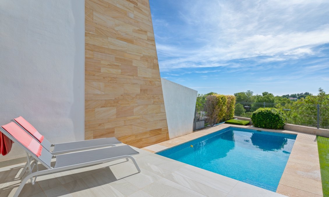 Resale - Villa -
Orihuela Costa - Costa Blanca