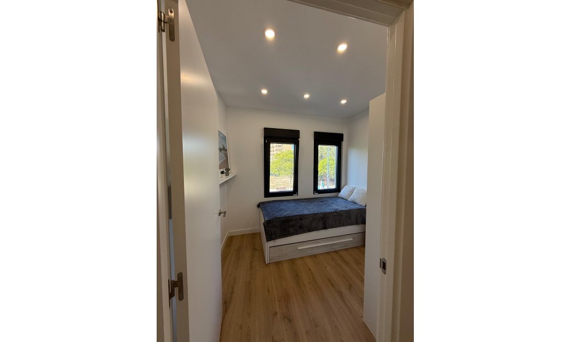 Revânzare - Town House -
Benidorm - Costa Blanca