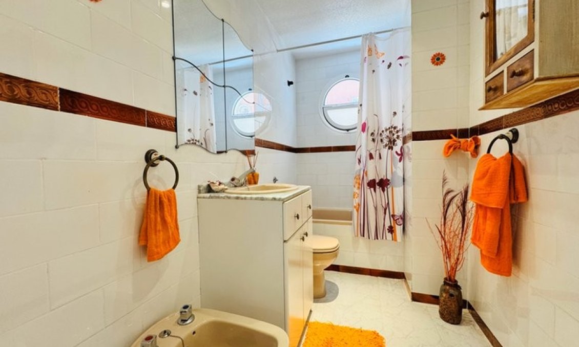 Resale - Town House -
La Mata - Costa Blanca