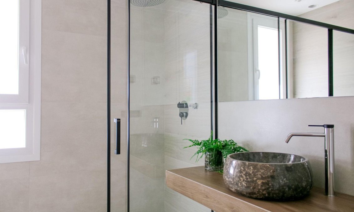 Neue Gebäude - Villa -
Algorfa - La Finca Golf