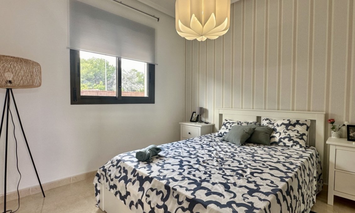 Wiederverkauf - Town House -
San Miguel de Salinas - Inland