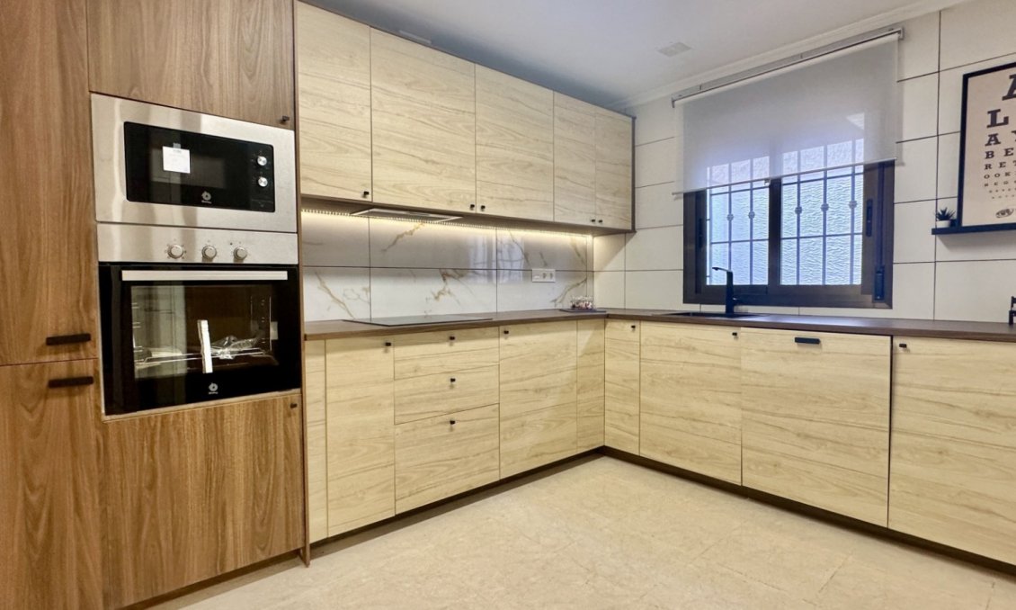 Wiederverkauf - Town House -
San Miguel de Salinas - Inland