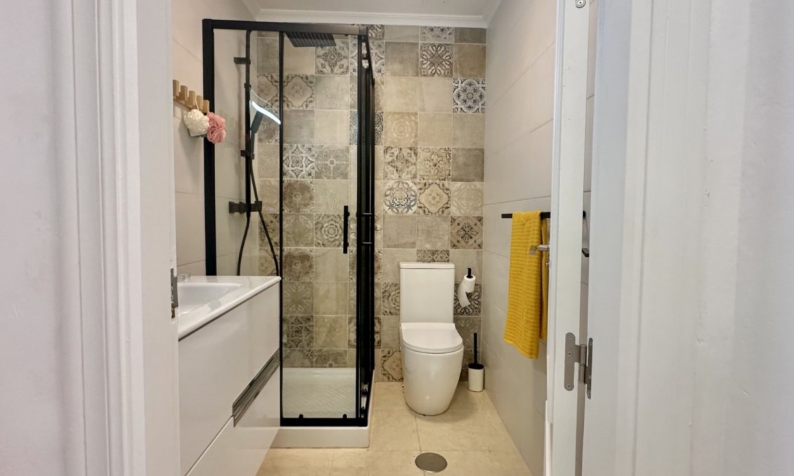 Wiederverkauf - Town House -
San Miguel de Salinas - Inland