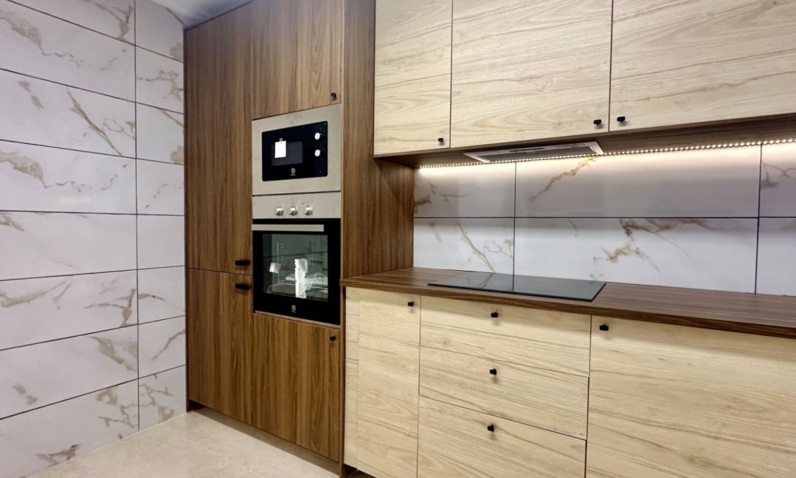 Wiederverkauf - Town House -
San Miguel de Salinas - Inland