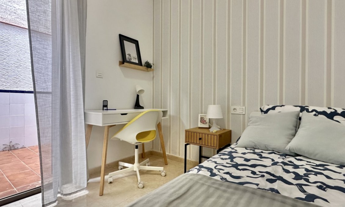 Wiederverkauf - Town House -
San Miguel de Salinas - Inland