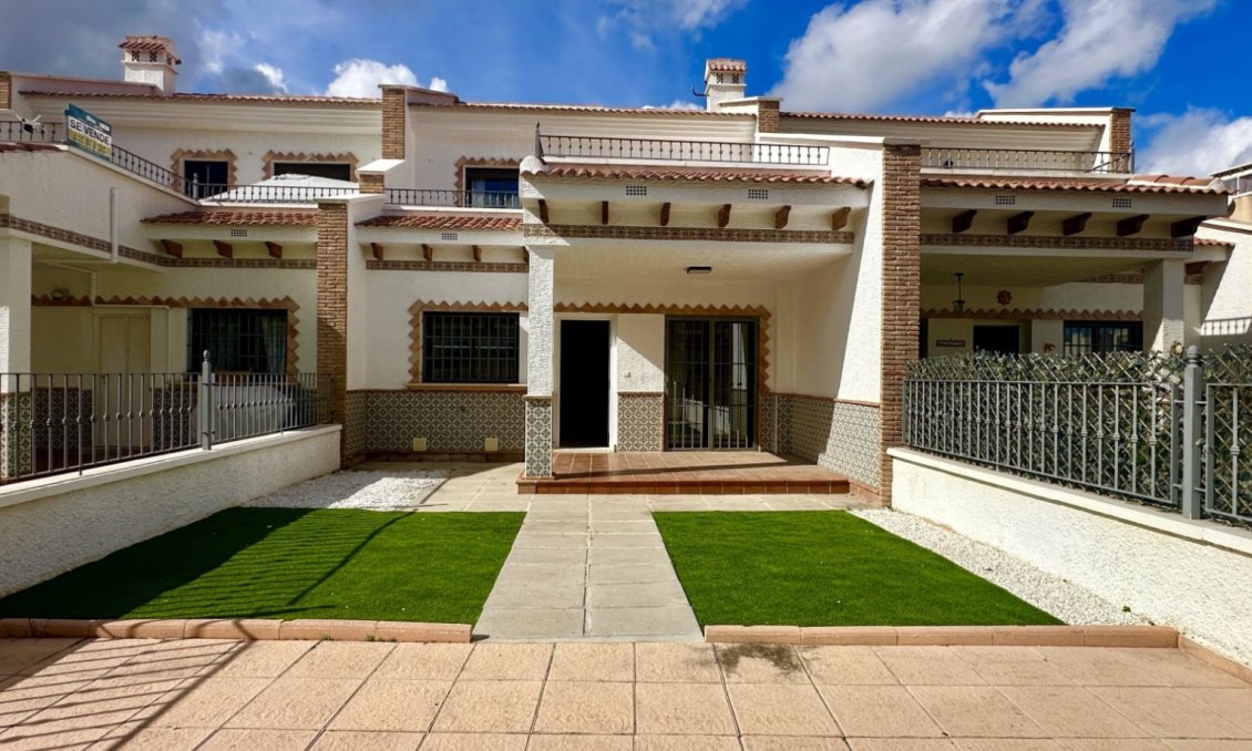 Wiederverkauf - Town House -
San Miguel de Salinas - Inland