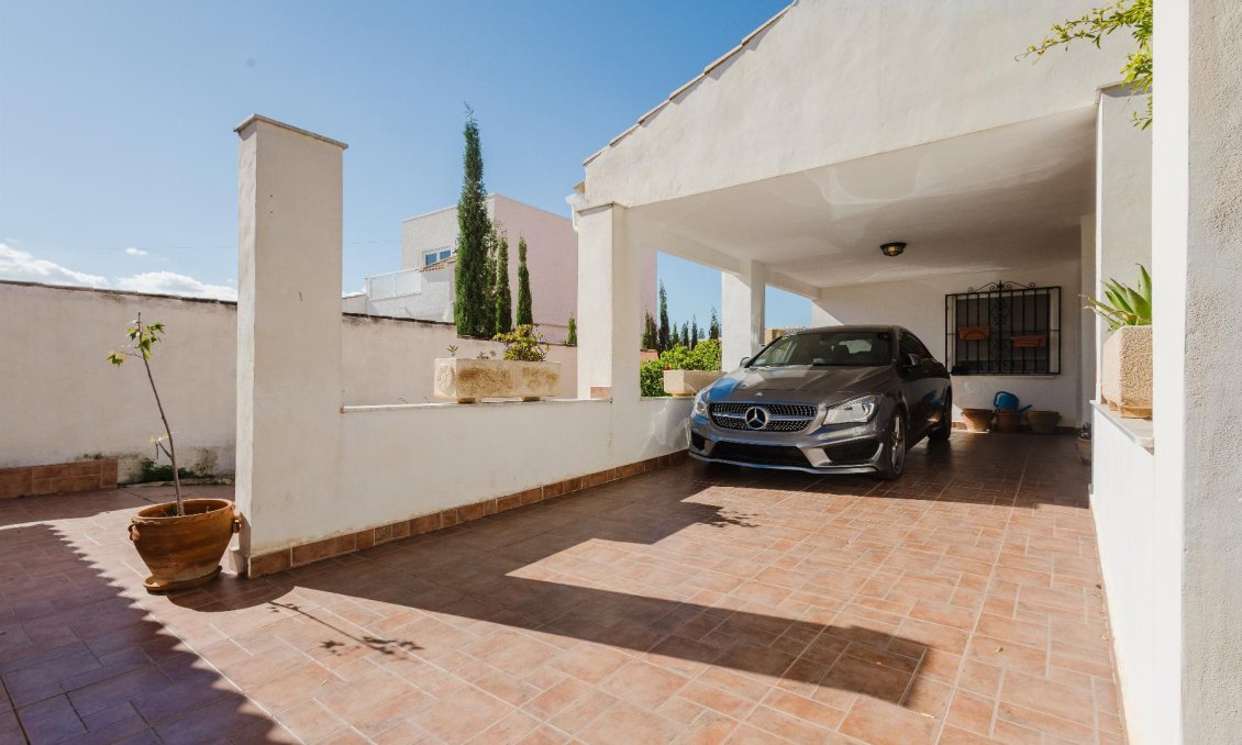 Resale - Villa -
Torrevieja - Costa Blanca