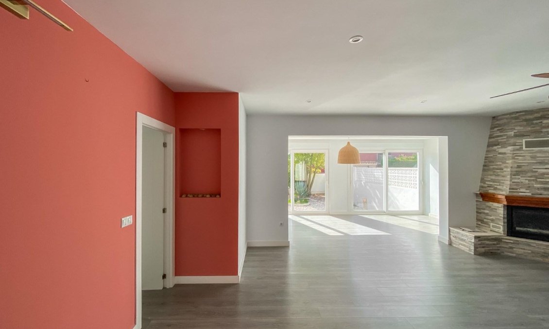 Wiederverkauf - Villa -
Torrevieja - Costa Blanca